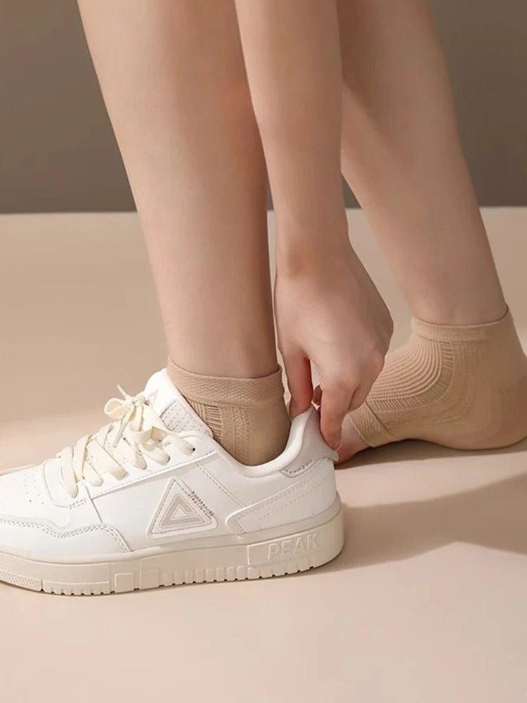 High elastic integrated crack-proof socks cover moisturizing heel sticker silicone socks heel dry cracked skin callus repair